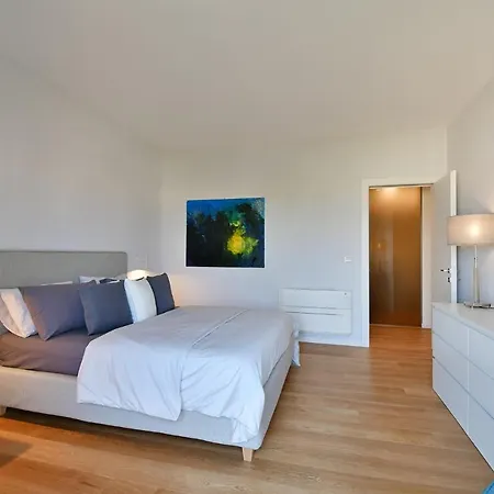 La Casa Di Joy -Luxury Suites Bed & Breakfast