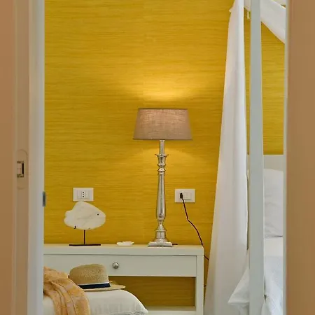 La Casa Di Joy -Luxury Suites Bed & Breakfast